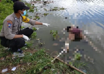kepanjen - Warga Kepanjen Ditemukan Tewas Mengapung di Sungai Brantas