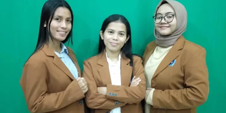 mahasiswa - 3 Mahasiswa Prodi Akuntansi Unikama Raih Juara Lomba Debat Nasional