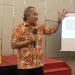 Dr Aqua Dwipayana: Guru Sejati Membuat Murid Percaya pada Kemampuan Sendiri