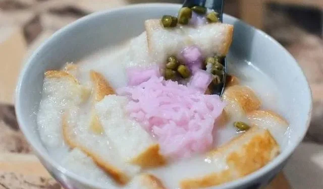Angsle khas Malang dalam wadah mangkuk yang siap disantap. (Foto: Instagram/@amazingmalangeats) tugu malang