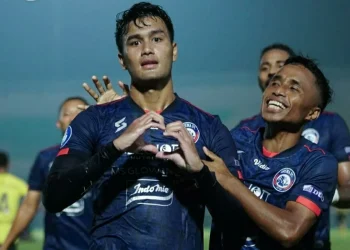 Arema posisi kedua klasemen sementara LIGA 1 BRI