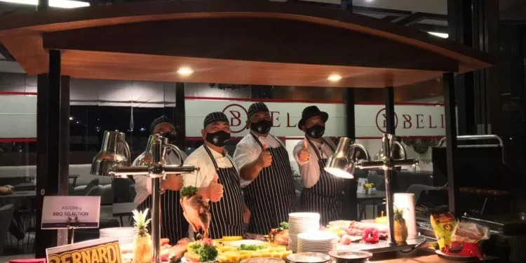 Menghadirkan chef Gelar Edi dari Aston Banyuwangi, Chef Danang dari Aston Inn Gresik, Chef Suherman dari Aston Sidoarjo dan juga Chef Raden dari Aston Inn Batu. dok