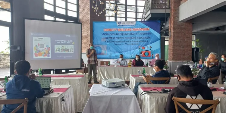 Suasana Capacity Building Sosialisasi Kebijakan BI Malang di Plataran Bromo, Pasuruan / Feni Yusnia