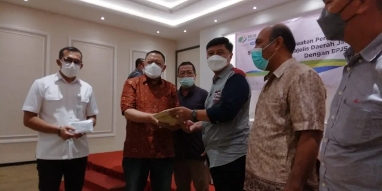 bpjs - BPJS Ketenagakerjaan Cabang Malang Proteksi Majelis Daerah Jawa Timur Gereja Pantekosta di Indonesia
