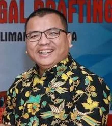 Ciptaker - Putusan MK terkait Pembatalan UU Ciptaker Ada Empat Ambiguitas