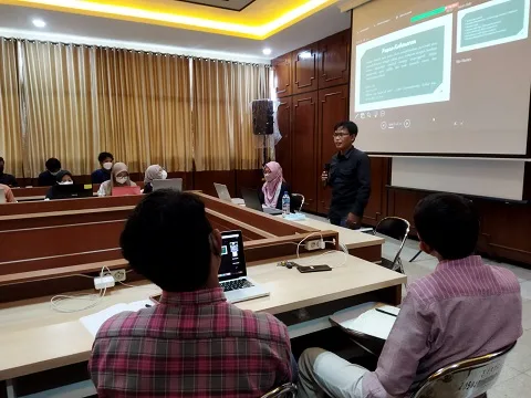 Susana acara Jurnalis Mengajar di Universitas Negeri Malang. (Foto: Dokumen)