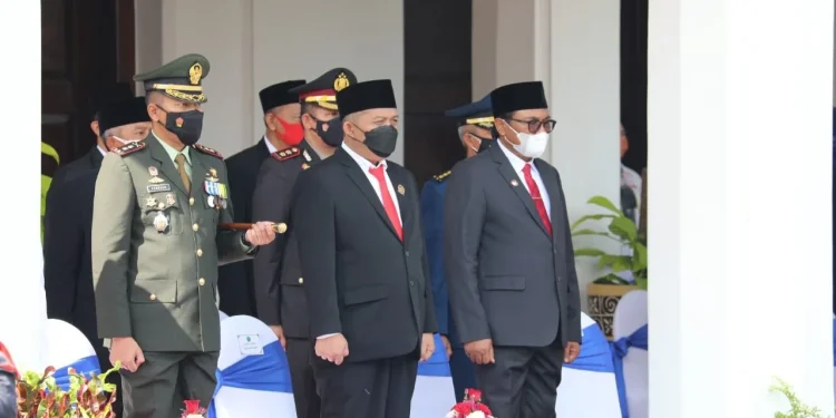 malang - Dandim 0833/Kota Malang Hadiri Upacara Peringatan Hari Pahlawan 2021