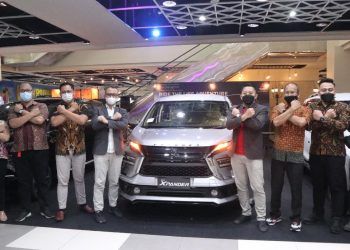 Promosi Xpander dan New Cross Xpander di Kota Malang.