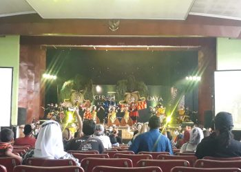 Penampilan seni budaya di Gedung Kebudayaan Kota Malang