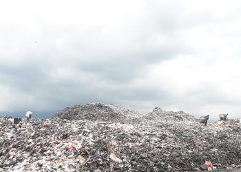 Sampah menggunung di TPA Supit Urang