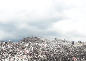 Sampah menggunung di TPA Supit Urang