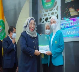 FEB UNISMA Lepas 407 Lulusan dan Borong Seluruh Penghargaan Wisudawan terbaik di Tingkat Universitas