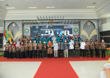 Foto bersama usai webinar keuangan syariah FEB Unisma