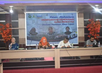 Webinar Hibrid Peran Mahasiswa Dalam Menegakkan Demokrasi Digelar FEB Unisma