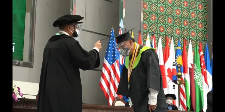 Wisuda terbatas Unisma Malang