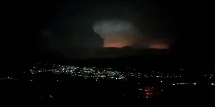 Awan Merah di atas Gunung Welirang.