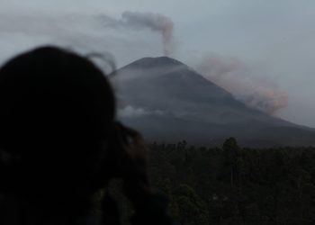 Erupsi Gunung Semeru. Foto: Bayu Eka