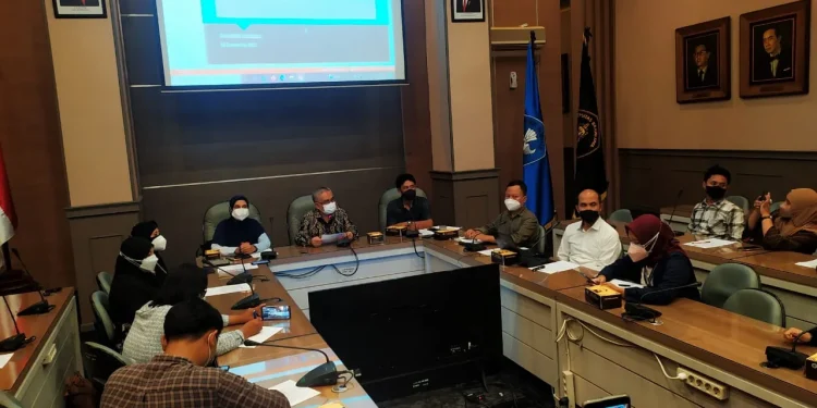 Jumpa pers di Universitas Brawijaya terkait kematian NWR. Foto: dok