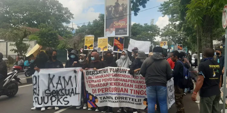HAM - Hari HAM Internasional, Aliansi Petasan Serukan Hak Perempuan dan Korban Kekerasan Seksual