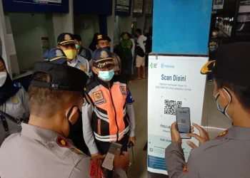 Ada Ratusan Penumpang Tapi Aplikasi PeduliLindungi di Terminal Arjosari Nihil Pengguna
