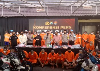 Polresta Malang Kota merilis pengungkapan kasus sepanjang 2021. Foto: M Sholeh