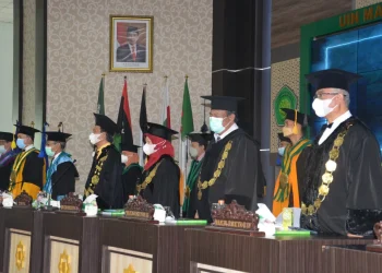 uin malang kukuhkan 1600 wisudawan
