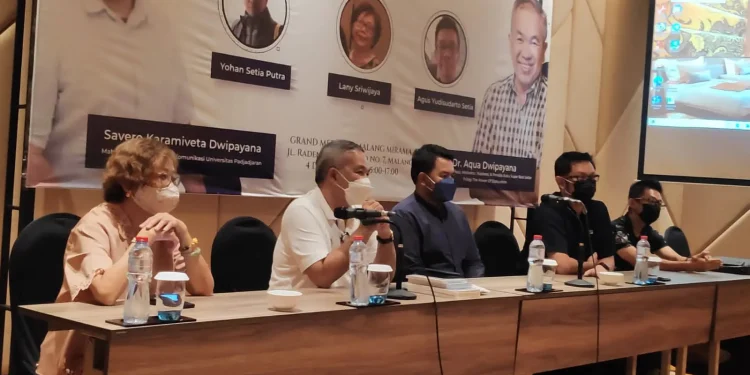 Pemaparan - Keteladanan Pemilik Trimurti Group, Menyimak Pemaparan Dr Aqua dan Savero Dwipayana Dari Awal Hingga Selesai