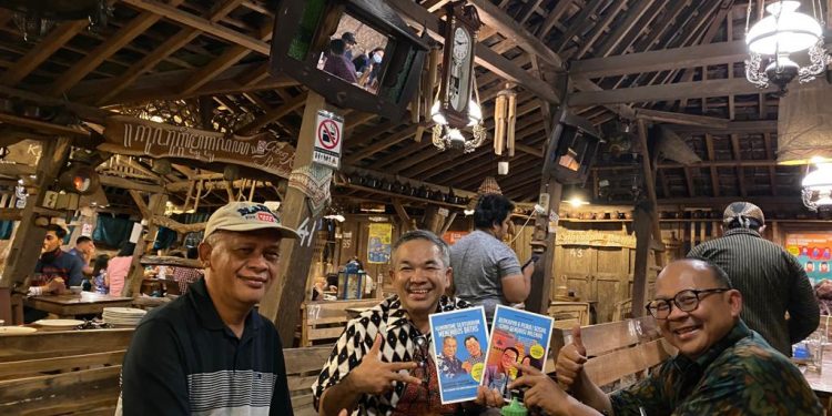Pakar Komunikasi Dr Aqua Dwipayana