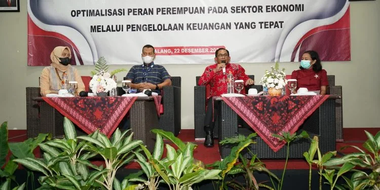 Pakar Komunikasi Dr Aqua Dwipayana