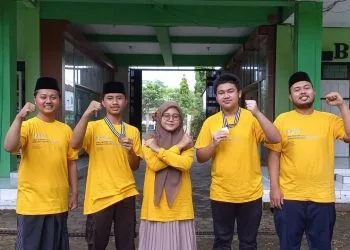Siswa madrasah tsanawiyah 1 Malang