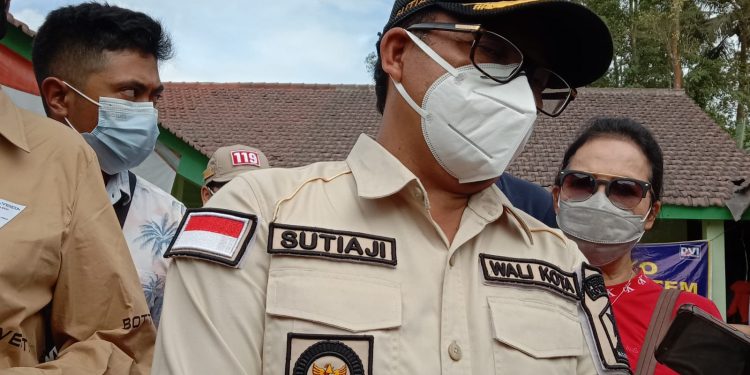 Wali Kota Malang Sutiaji, kunjungan pengungsi terdampak Erupsi Gunung Semeru