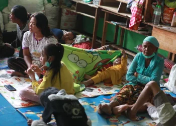korban erupsi semeru di pengungsian