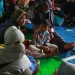 Warga terdampak erupsi Gunung Semeru di tempat pengungsian.