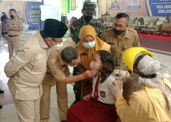 Vaksinasi anak Kota Malang