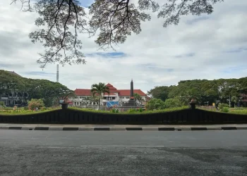 Pagar Alun-alun Tugu Kota Malang Bakal Dibongkar