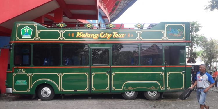 Bus Macito lama yang mangkrak sejak 2019. Foto: M Sholeh