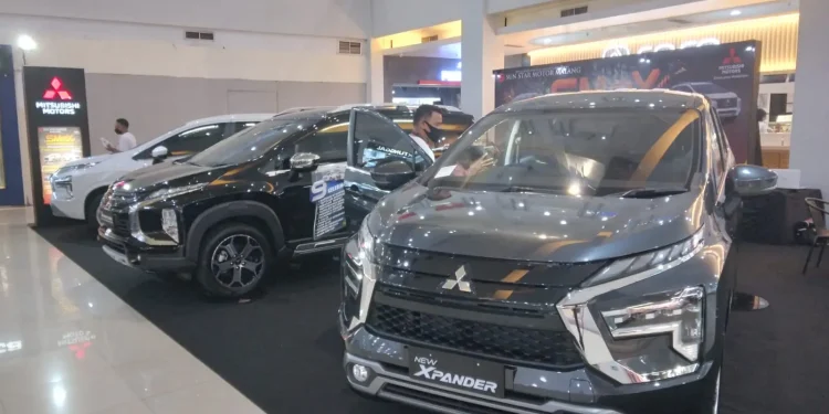 Xpander - Awal Tahun, Yuk Berburu New Xpander dan New Xpander Cross di SMeX MOG
