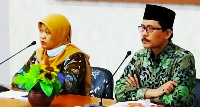 Rapat Persiapan Perancangan Indikator Kinerja Utama Tahun 2022 dan Penetapan Arah Kebijakan Universitas Tahun 2023. Foto: dok