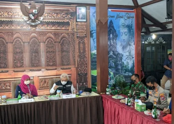 Omicron Masuk Malang, Khofifah: Tidak Ada Lockdown