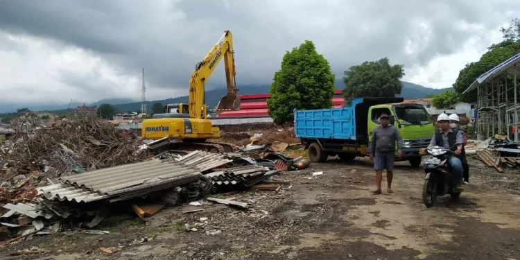 pasar - Revitalisasi Pasar Besar Kota Batu Molor Lagi