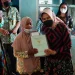 dewanti - Dewanti Hadiahi 138 Sertifikat Redistribusi Tanah untuk Petani