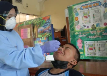 Dinkes Kota Malang Swab Acak 136 Siswa dan Guru SMPN 21  