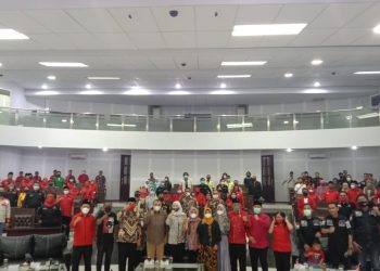Diskusi Publik di Gedung DPRD Kota Malang, pada Minggu (23/1/2022). Foto: M Sholeh