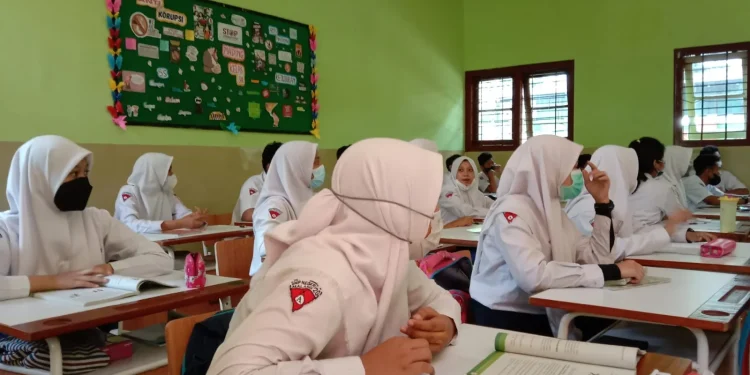 omicron - Omicron Masuk Malang, Pembelajaran Tatap Muka Tetap Lanjut