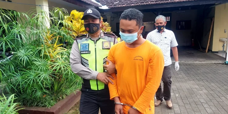 AHN (26), pelaku pencurian kotak amal di beberapa lokasi di Kabupaten Malang. Foto: dok