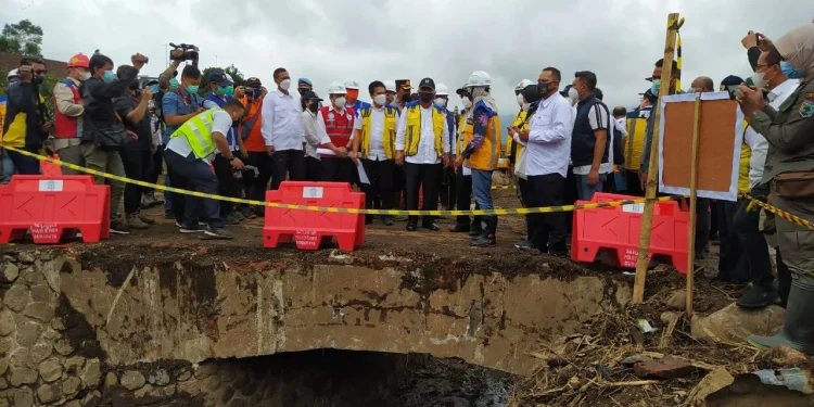 BTT Kota Batu membengkak.