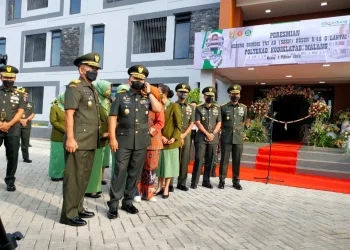 tni - Jenderal TNI Dudung Abdurachman Resmikan Gedung Rumdis Prajurit di Poltekad Kodiklat Batu