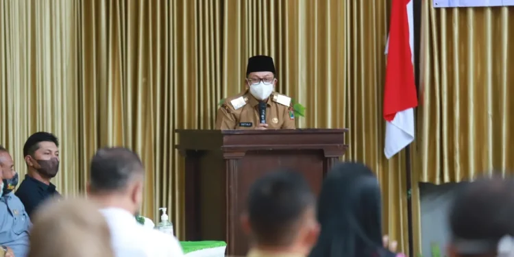 Wali Kota Malang, Drs H Sutiaji saat menjadi keynote speaker dalam Musrenbang RKPD tingkat Kecamatan Sukun tahun 2023. Foto: dok