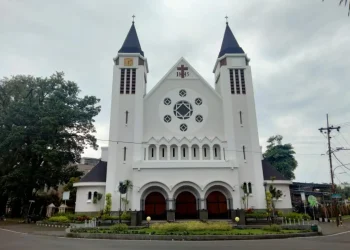 Gereja Katedral Ijen, Bangunan Berusia 88 Tahun Peninggalan Belanda