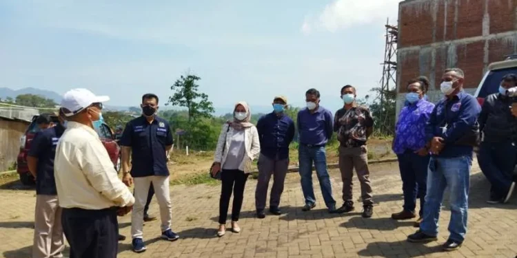 Sidak lahan perumahan di Desa Giripurno yang dibangun di atas lahan pertanian pada tahun 2021 lalu. Foto: Ulul Azmy